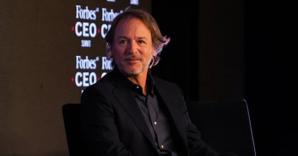 Ahora Mercado Libre pide regulaciones al Gobierno por "competencia desleal"