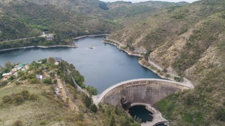 Horror en Córdoba: encontraron muerto a un turista en un kayak