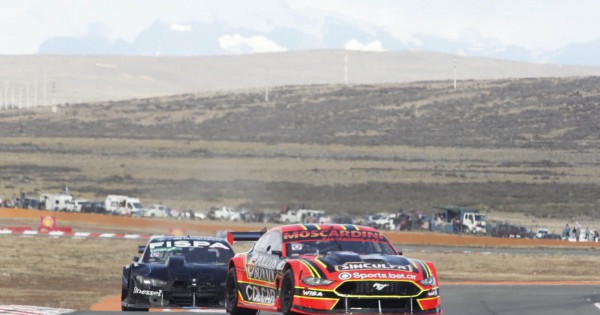 Galería de imágenes del TC en El Calafate: Moscardini sorprendió en su debut y largará primero - Diario Nuevo Día