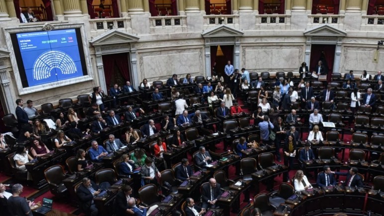 ¿Cómo será el cronograma para aprobar la reforma laboral en Diputados y lograr su sanción definitiva en el Senado el 27?