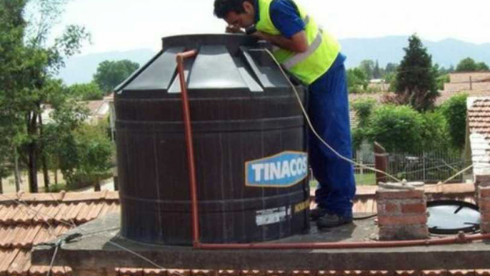 Caleta Olivia sin agua y sin clases por lo menos hasta el lunes
