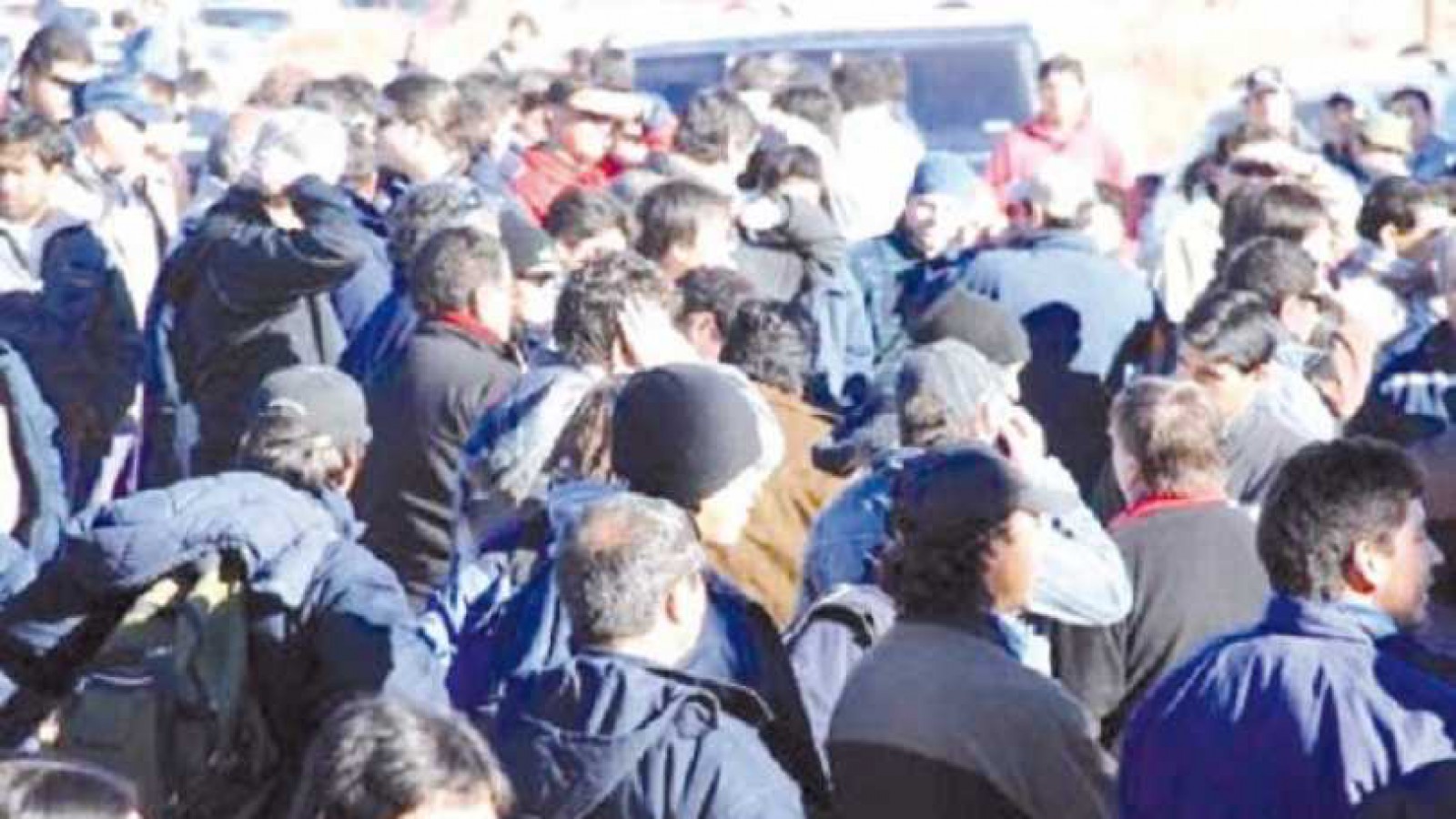 Petroleros de Chubut comenzaron un paro por trabajadores despedidos