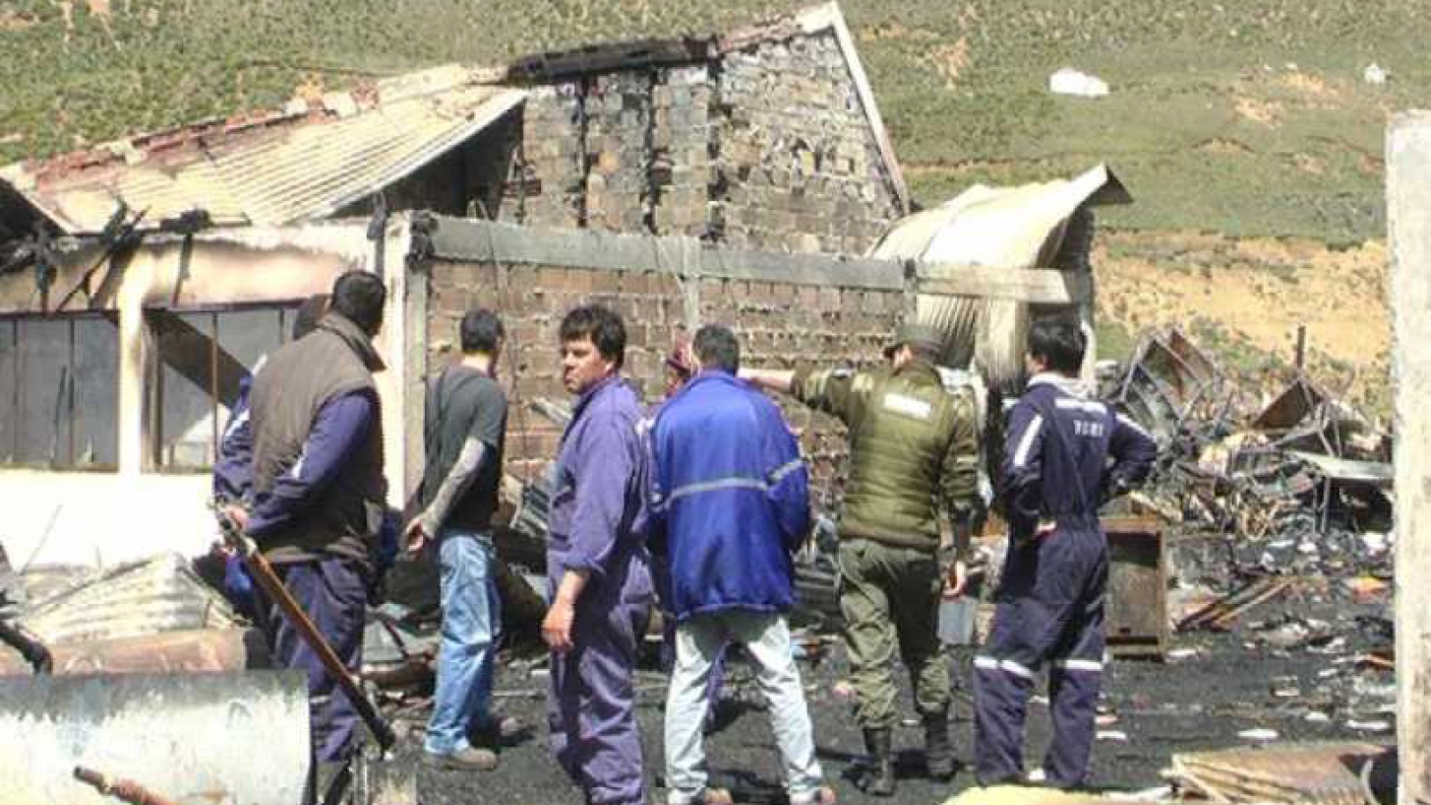 El Gobierno asegura tener un plan de acción para reconstruir la escuela de Río Turbio