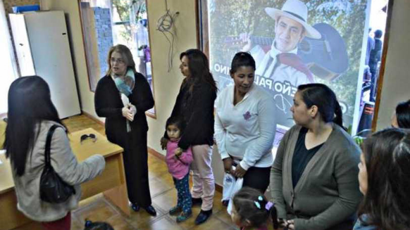 Educación contratará transporte para alumnos de Gobernador Gregores