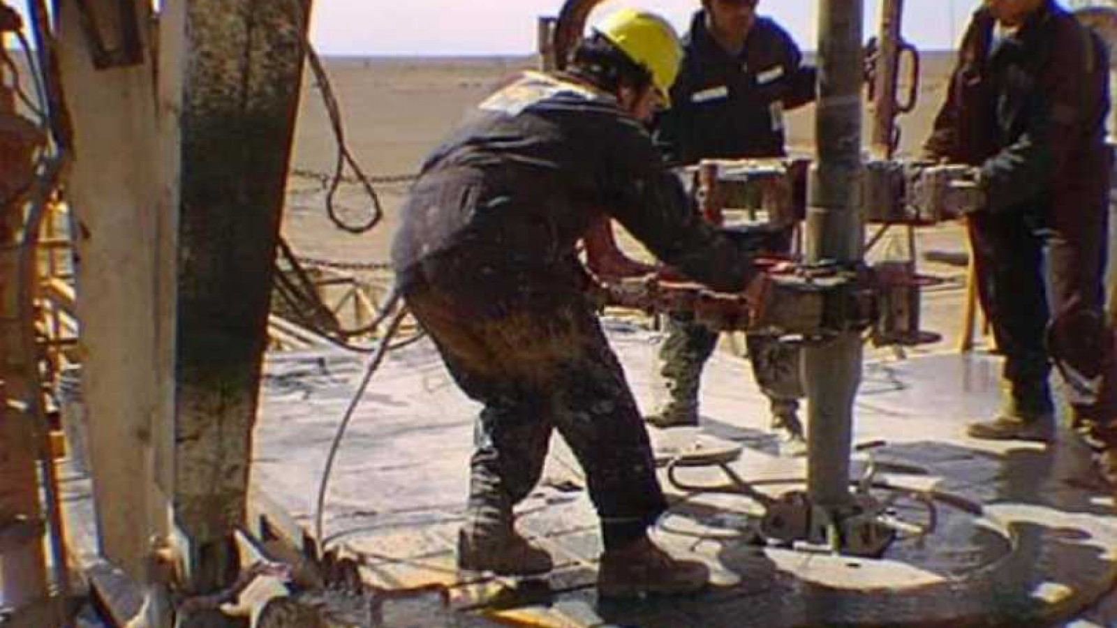 Los tres gremios petroleros negocian paritarias en bloque