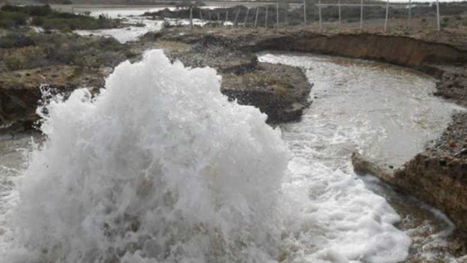 Otra rotura en el acueducto de Caleta y miles de vecinos sin agua