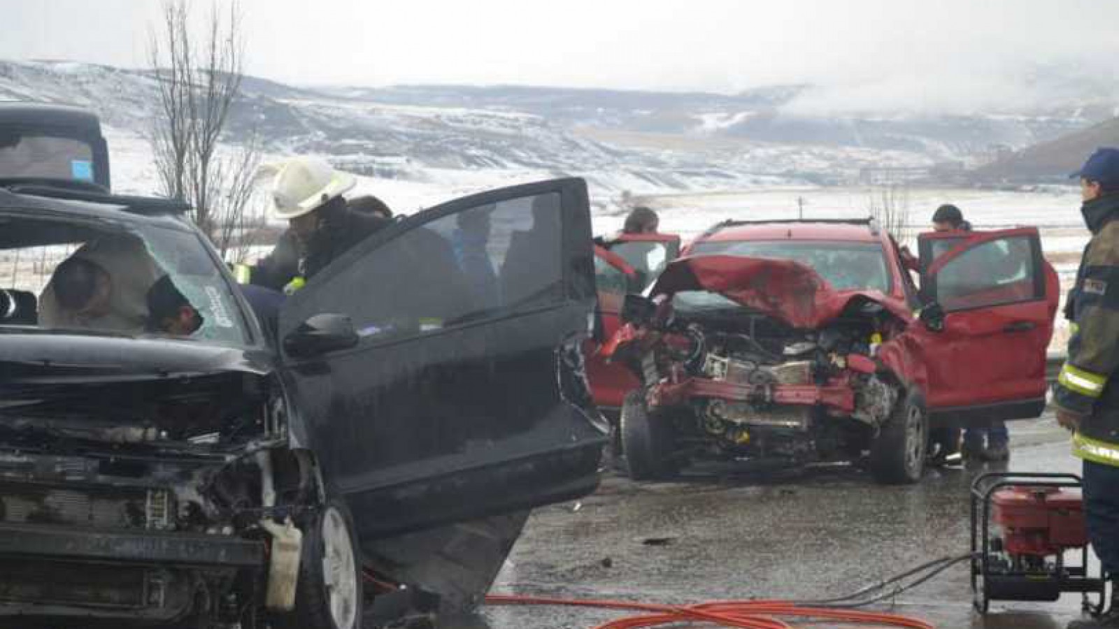 Tres muertos y tres heridos en tragico accidente en la ruta complementaria n° 20