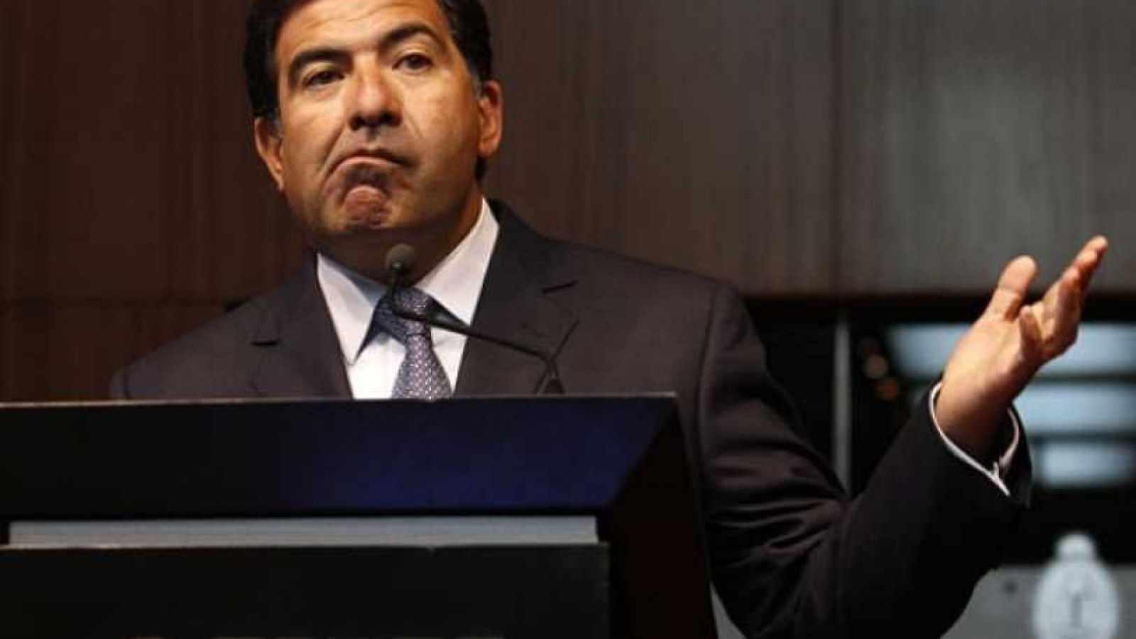 Echegaray visitará Santa Cruz para asesorar en el proceso de la instalación de la la Zona Franca