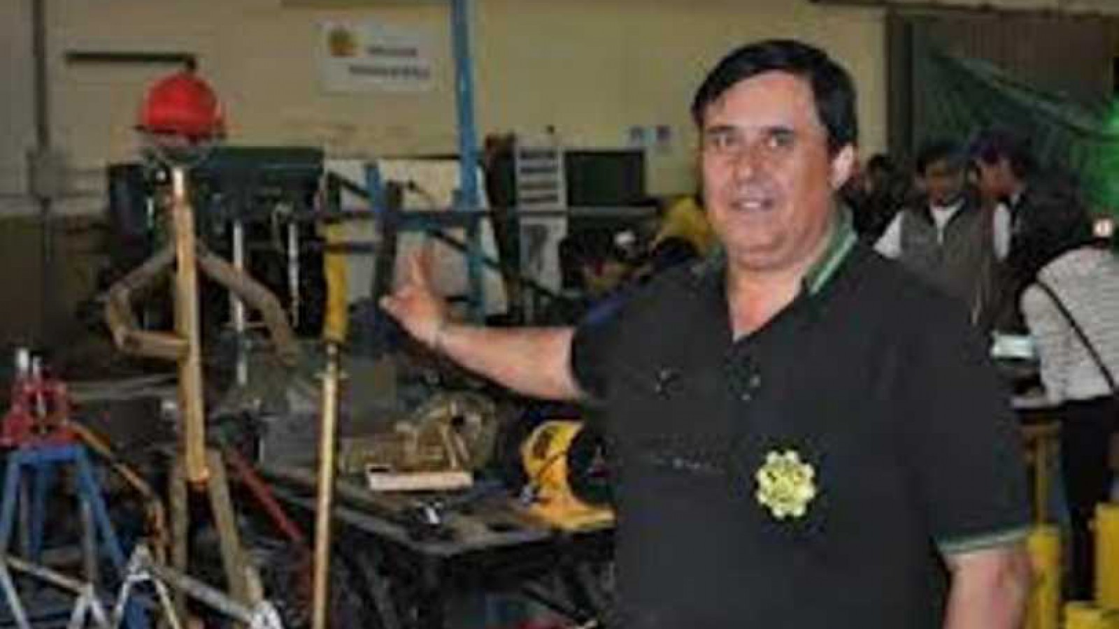 Arquitectura Escolar de Santa Cruz, la pata de la mesa que no está