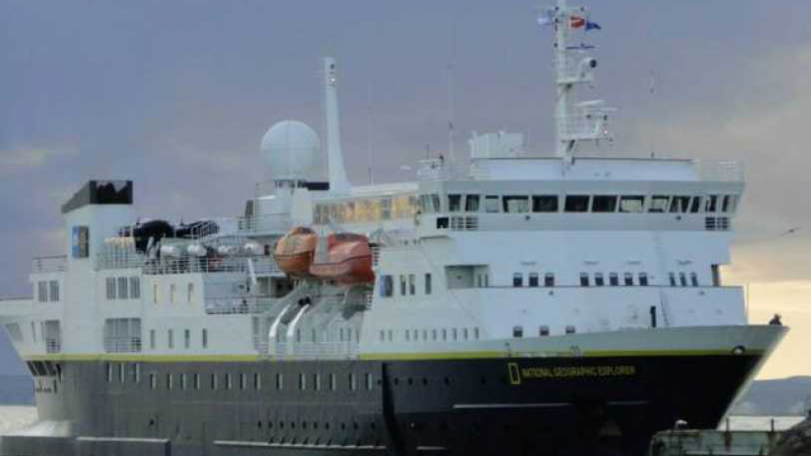 El crucero National Geographic Explorer exploró los atractivos de Puerto Deseado