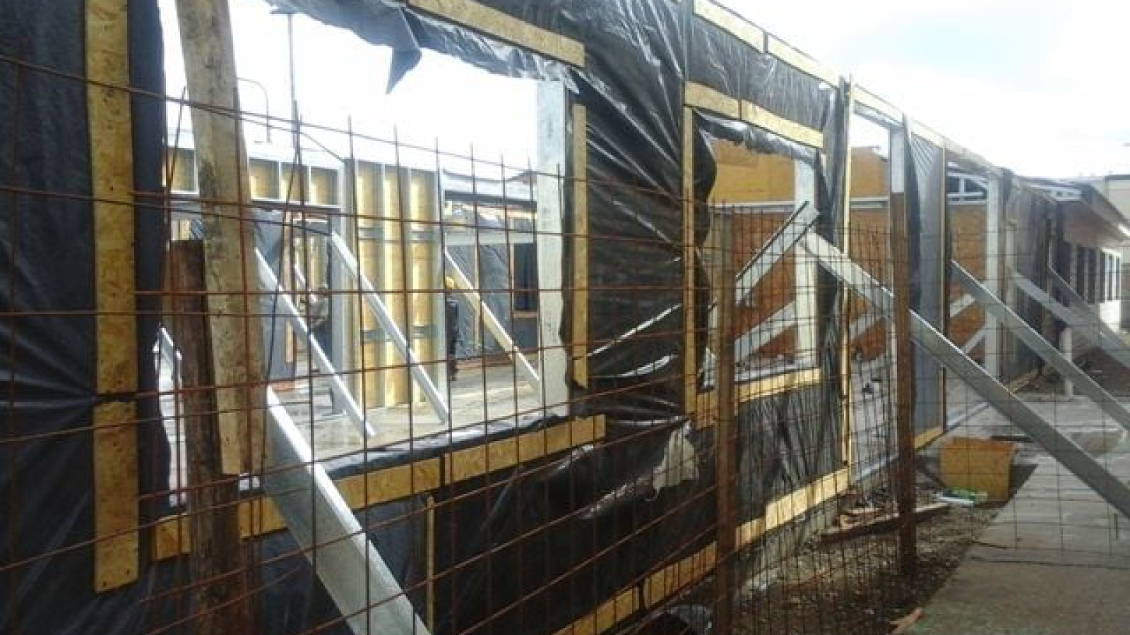 Colegio de Técnicos de Caleta Olivia piden se finalice obra del Industrial Nº1