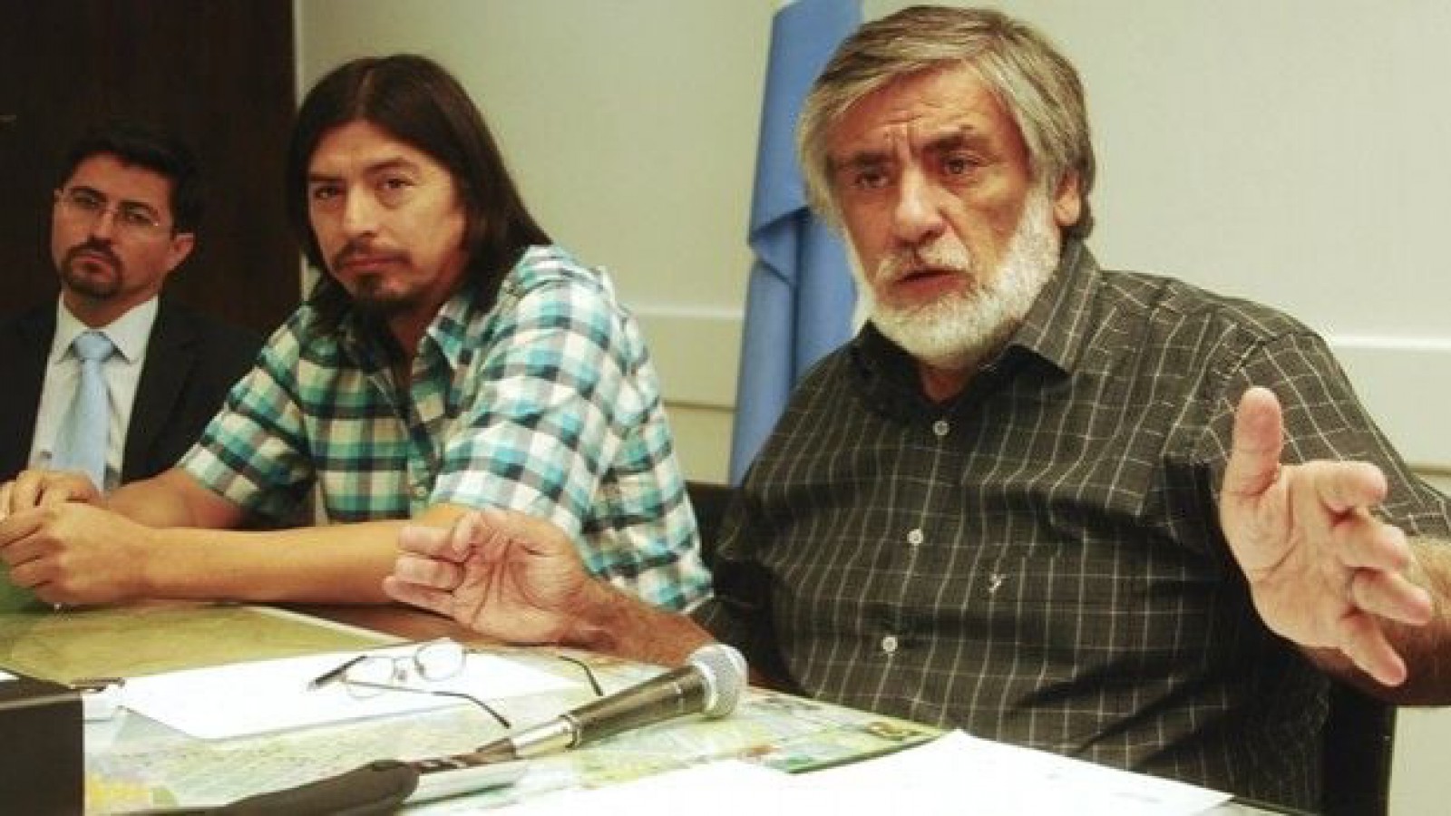 José Córdoba atacó a Obama, a los ingleses y al concejal Aybar