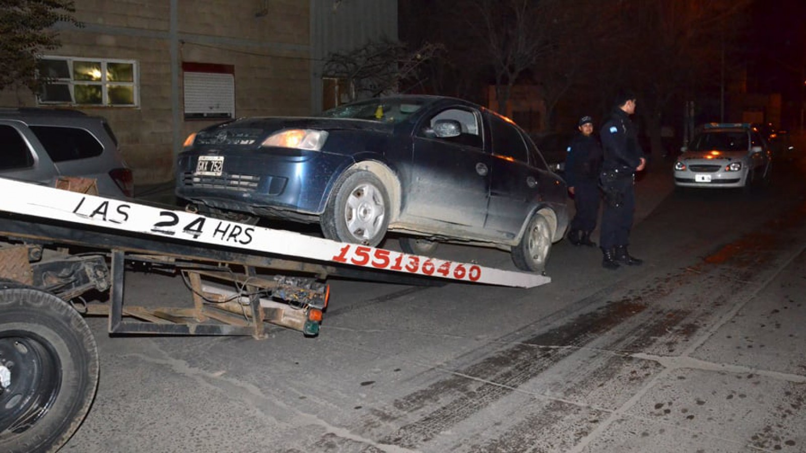 Fue embestido mientras cruzaba la calle y sufrió traumatismo de cráneo
