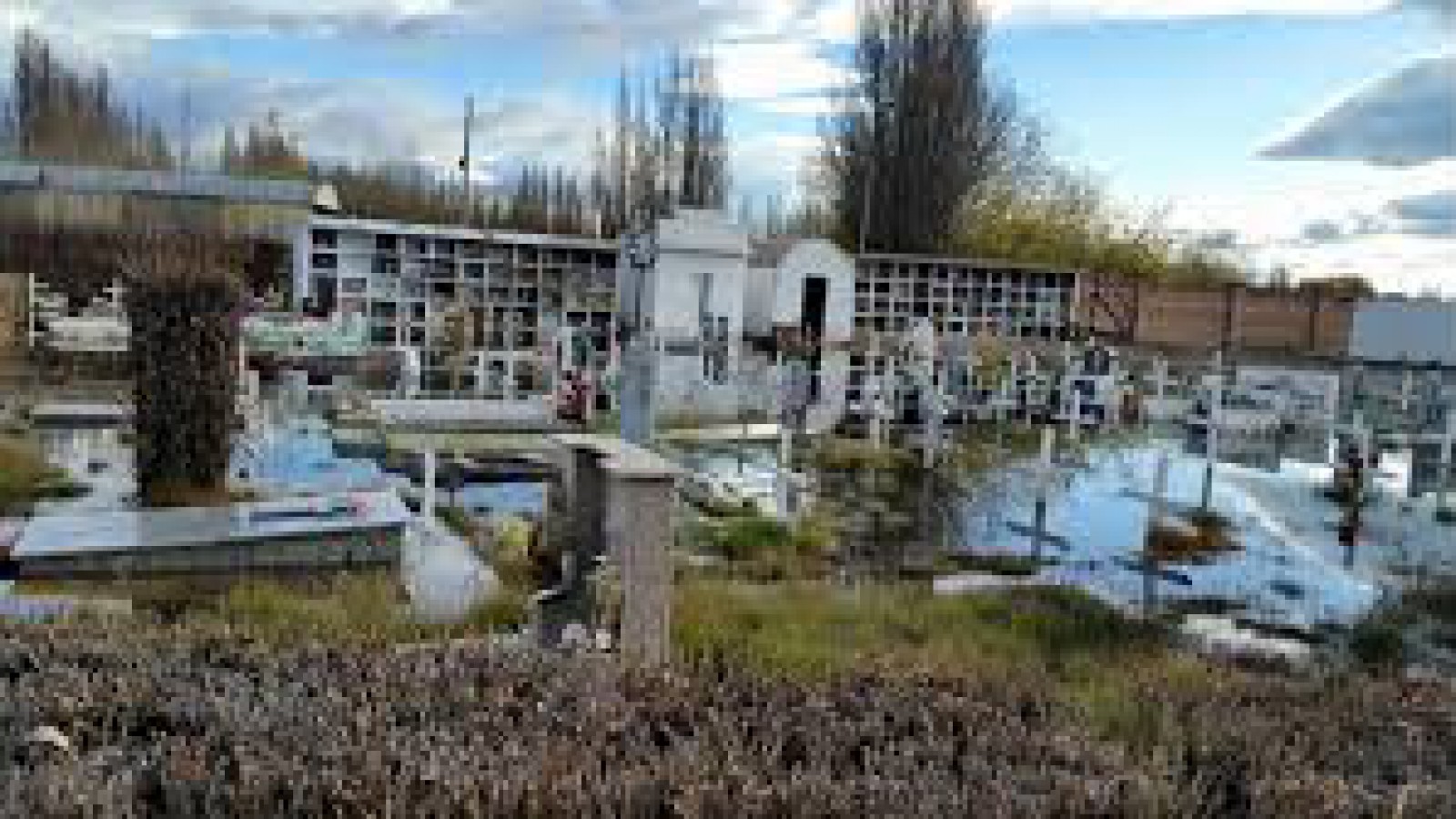Denuncian el pésimo estado del cementerio de El Calafate