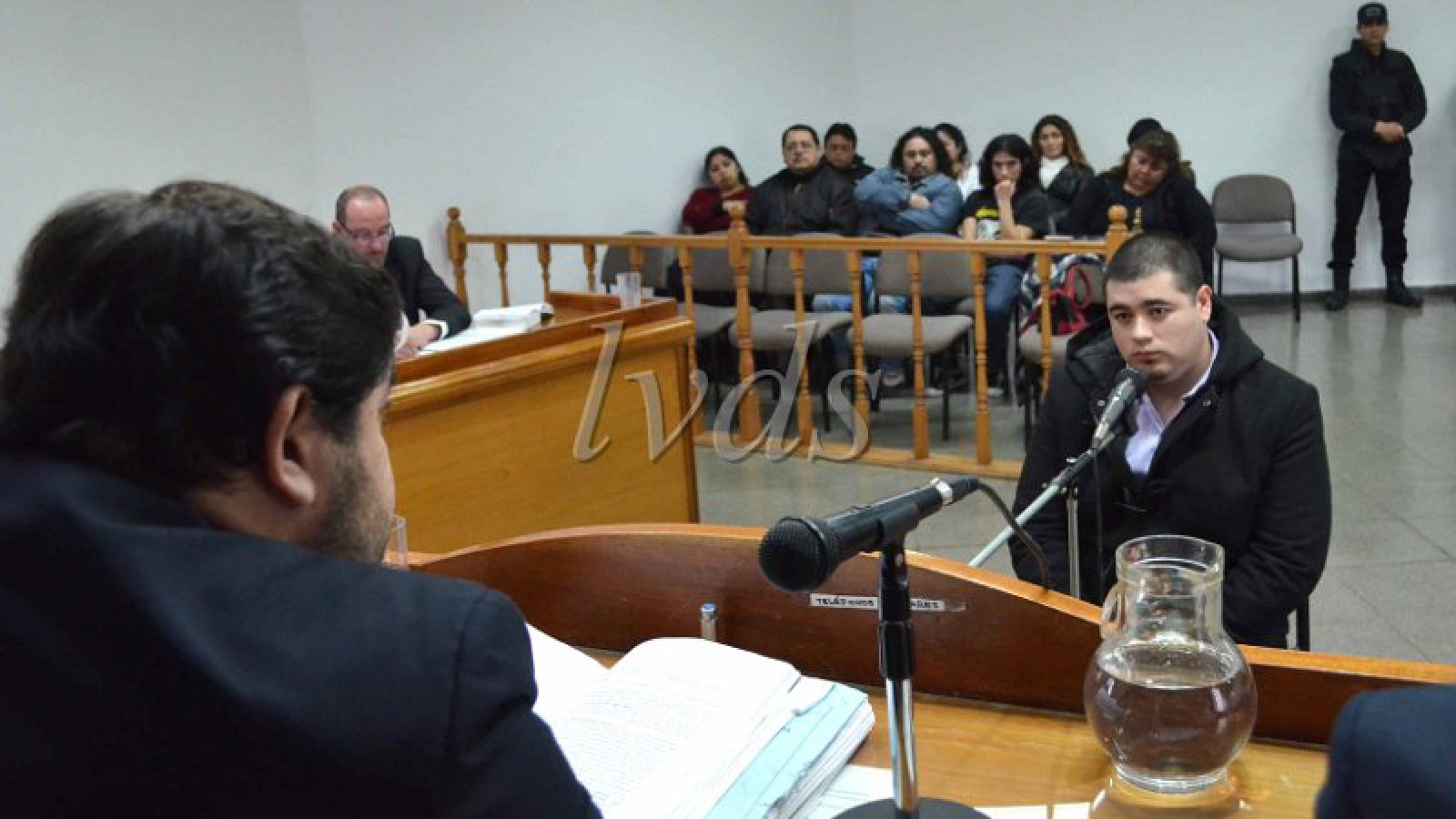 Inició el Juicio al chico nacido de una violación que mató a su padre biológico