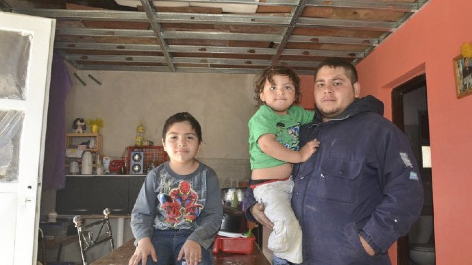 A un mes de las usurpaciones en Caleta, más de 250 familias están decididas a no irse