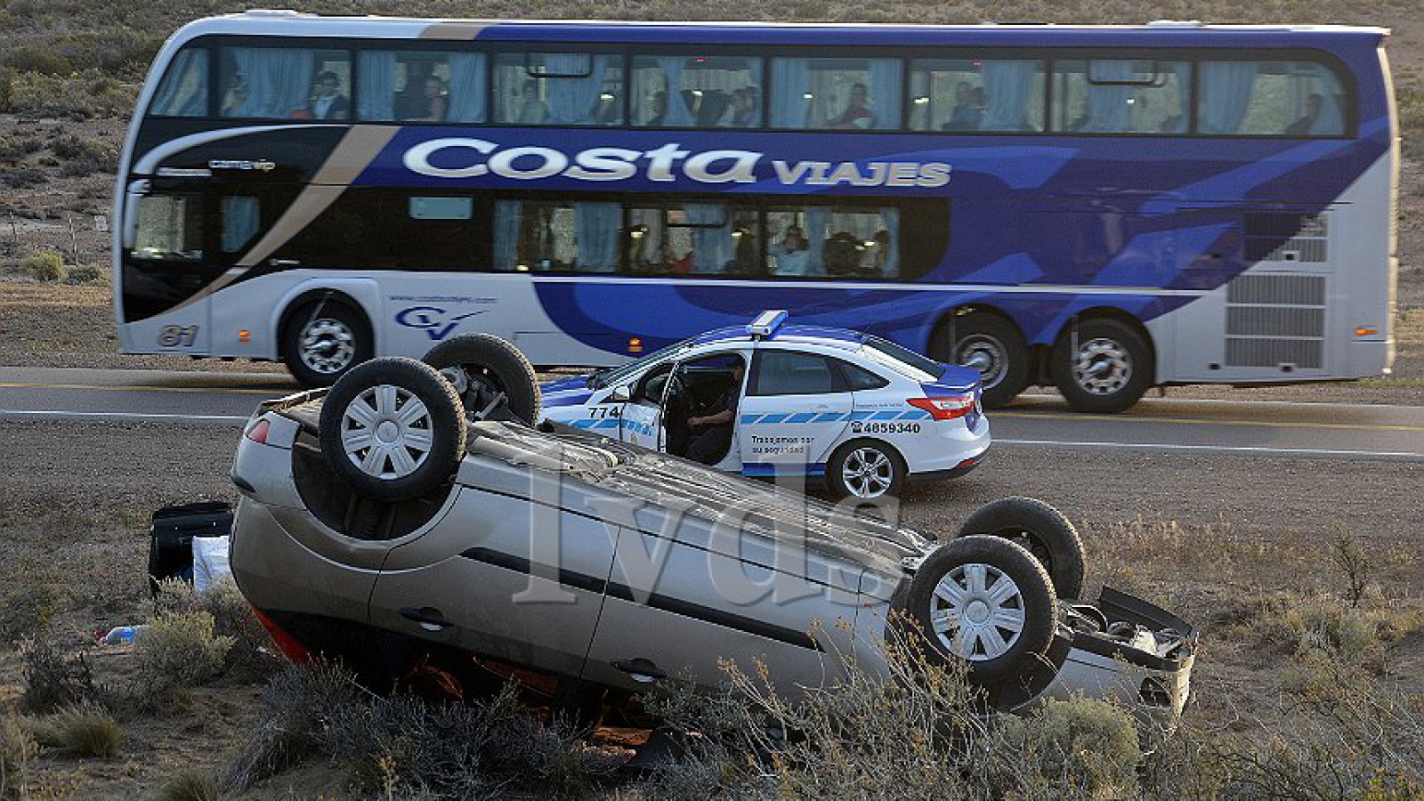 Dos mujeres heridas al volcar auto al sur de Caleta Olivia